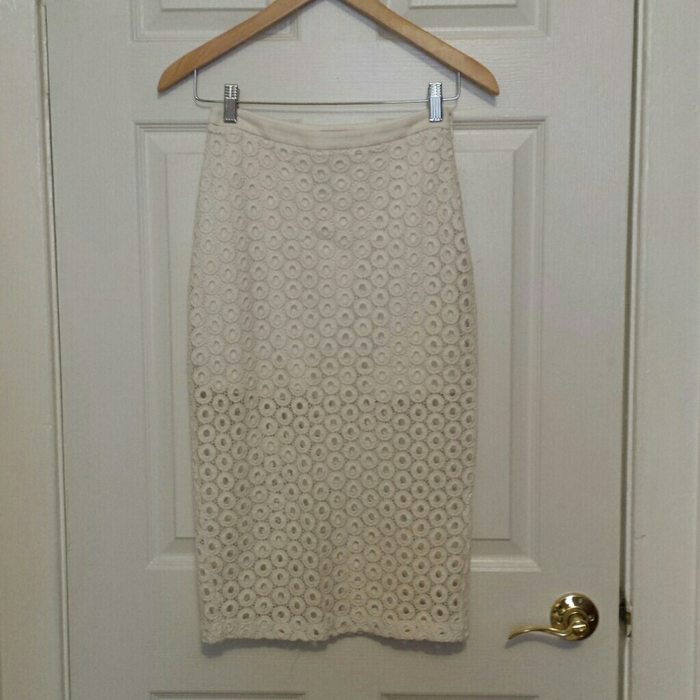 Express lacy white pencil skirt size 0